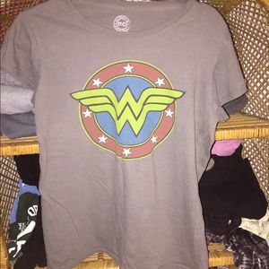 Wonder Woman Shirt- Size: Large